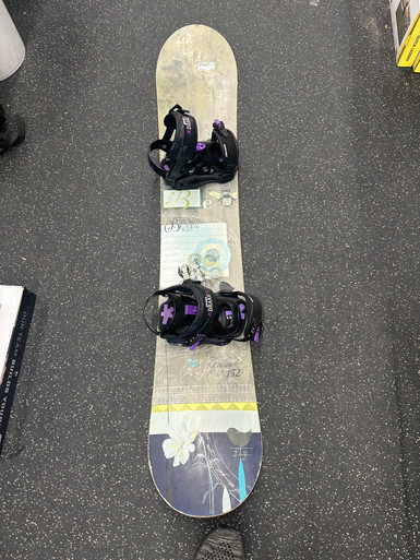 中古品　BURTON FEELGOOD 140cm(RE-727) 中古品 BURTON FEELGOOD 140cm(RE-727)