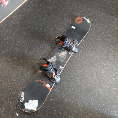 Used Burton DRAGON Mens Board/Bindings Red And Black 156 cm