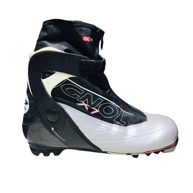 Used Rossignol X7 SKATE M 10.5 Men's Cross Country Ski Boots Men's