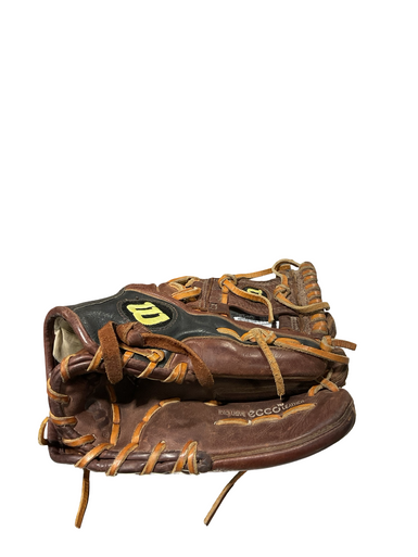 Used Wilson PRO SOFT YAK BB/SB Glove RH Throw Brown 11 1/2