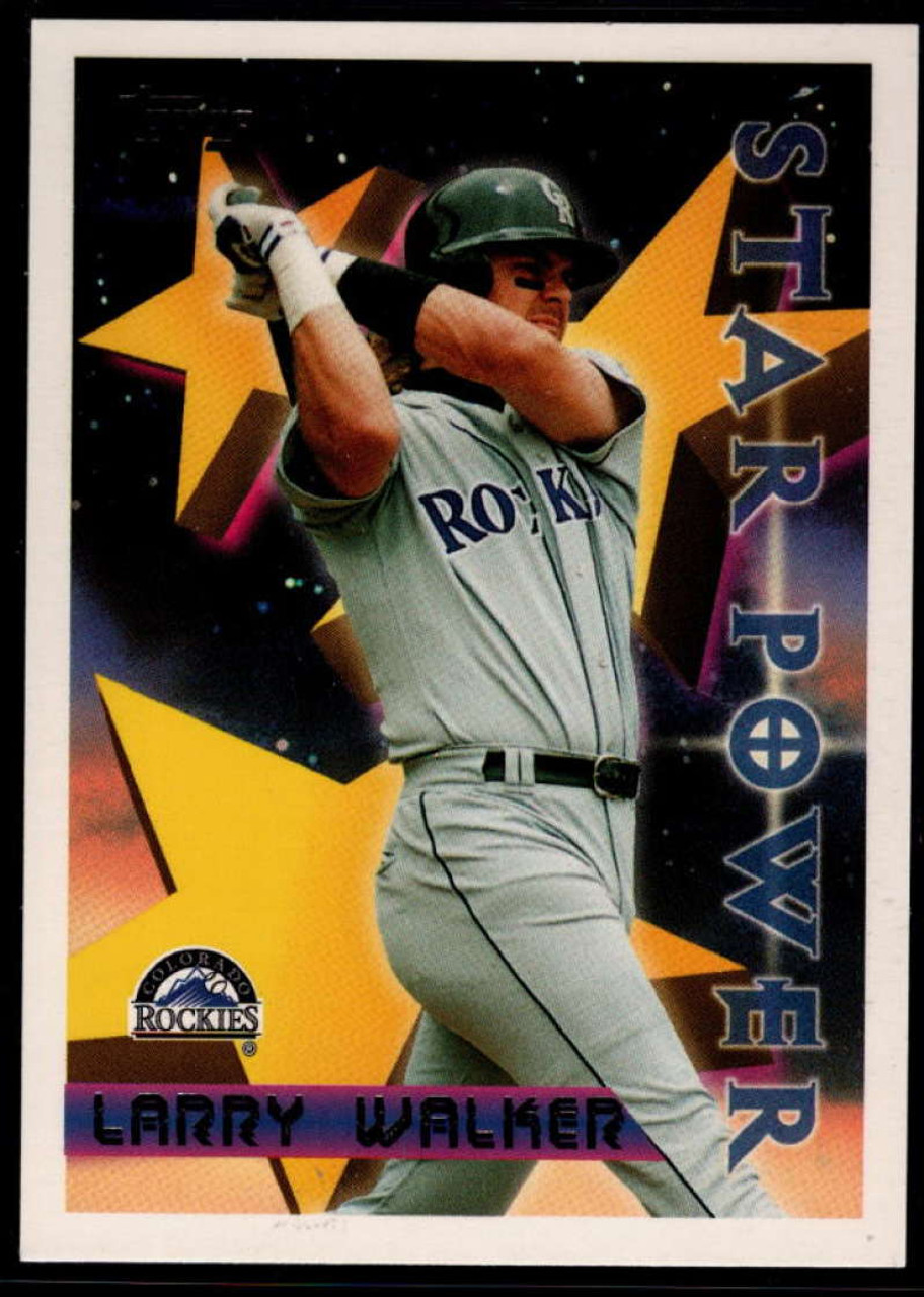 Larry Walker autographed baseball card (Colorado Rockies) 2003 Topps #140