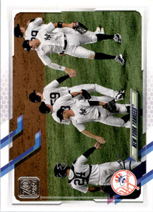 2021 Topps #39 New York Yankees VG 