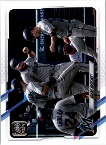 2021 Topps #172 Miami Marlins VG 