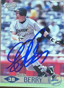 Sean Berry Autographed 1999 Pacific #188