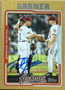 Phil Garner Autographed 2005 Topps - Gold #279 MGR, SN2005