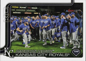 2025 Topps #519 Kansas City Royals Team Card NM-MT  Kansas City Royals 