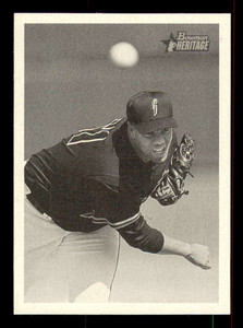 2001 Bowman Heritage #34 Livan Hernandez NM-MT  San Francisco Giants 