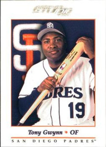 2001 Donruss Studio #113 Tony Gwynn NM-MT  San Diego Padres 