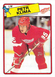 1988-89 Topps #28 Petr Klima VG 