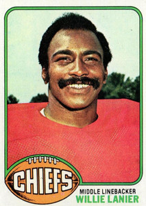 1976 Topps #24 Willie Lanier VG Kansas City Chiefs 
