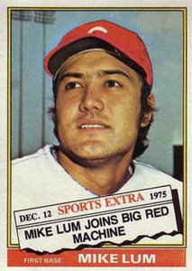 1976 Topps Traded #208T Mike Lum VG Cincinnati Reds 