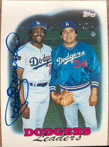 Pedro Guerrero Autographed 1988 Topps #489