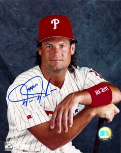 Darren Daulton Autographed Phillies 8 x 10  Photo 3