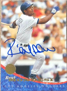Raul Mondesi Autographed 1994 Leaf #93