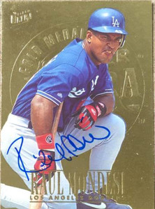 Raul Mondesi Autographed 1996 Fleer Ultra Gold Medallion #222