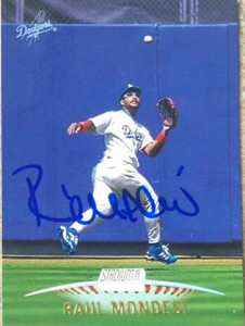 Raul Mondesi Autographed 1999 Stadium Club #30