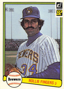 SOLD 29246 1982 Donruss #28 Rollie Fingers VG Milwaukee Brewers 
