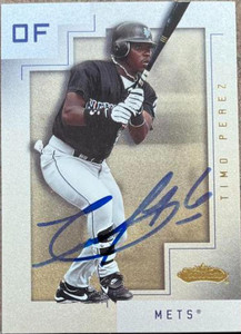 Timo Perez Autographed 2001 Fleer Showcase #7
