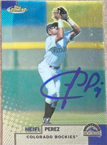 Neifi Perez Autographed 1999 Topps Finest #36 Neifi Perez Autographed 1999 Topps Finest #36