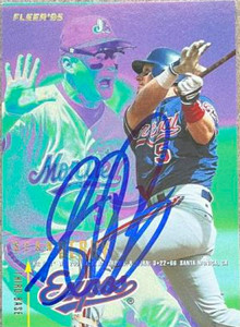 SOLD 123269 Sean Berry Autographed 1995 Fleer #345