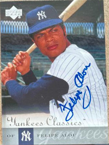 Felipe Alou Autographed 2004 Upper Deck Yankees Classics #41