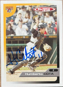 Humberto Cota Autographed 2005 Topps Total #228 Humberto Cota Autographed 2005 Topps Total #228