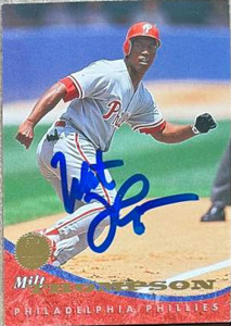 Milt Thompson Autographed 1994 Leaf #22