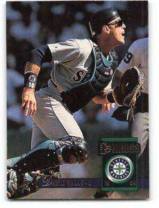 1993 Upper Deck #100 Dave Valle VG Seattle Mariners - Under the Radar Sports