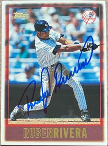 Ruben Rivera Autographed 1997 Topps #403 Ruben Rivera Autographed 1997 Topps #403