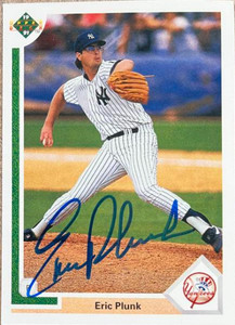 SOLD 135170 Eric Plunk Autographed 1991 Upper Deck #695