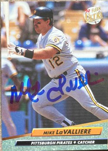 Mike LaValliere Autographed 1992 Fleer Ultra #254