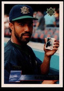 1995 Topps Milwaukee Brewers Baseball Card #35 Ricky Bones..S00126