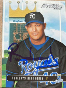 Runelvys Hernandez Autographed 2003 Donruss Studio #43 Runelvys Hernandez Autographed 2003 Donruss Studio #43