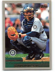 SOLD 52846 2000 Topps #111 Dan Wilson VG Seattle Mariners 