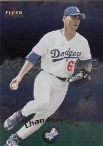 2000 Fleer Mystique #16 Chan Ho Park NM-MT Los Angeles Dodgers 