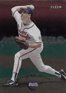 2000 Fleer Mystique #24 Greg Maddux NM-MT Atlanta Braves 