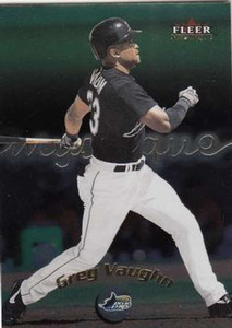 2000 Fleer Mystique #28 Greg Vaughn NM-MT 
