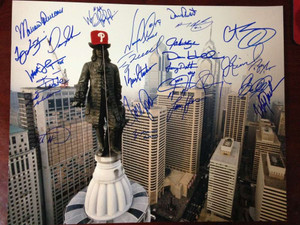 1993 Phillies William Penn Skyline 16 x 20 Signed by All 26 Players