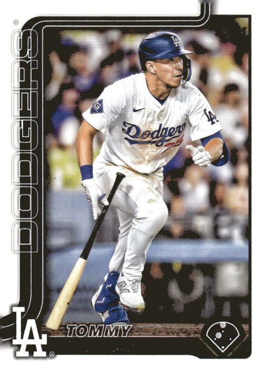 SOLD 160988 2025 Topps #214 Tommy Edman NM-MT  Los Angeles Dodgers 