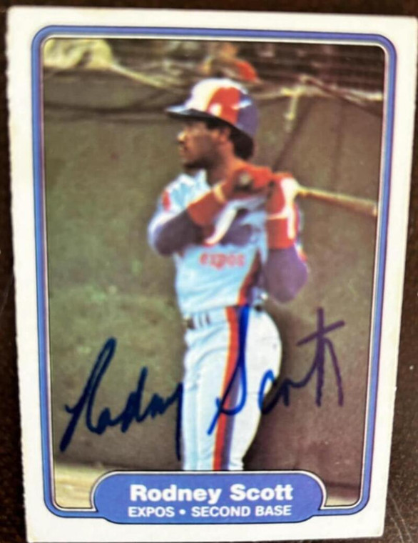 Rodney Scott Autographed 1982 Fleer #207 UER Tim Raines Pictured RARE 