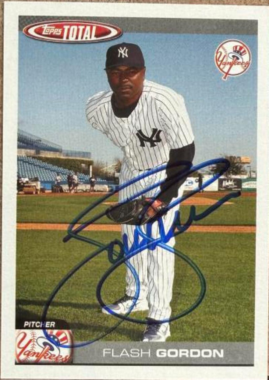 Tom Gordon Autographed 2004 Topps Total #321 New York Yankees Card