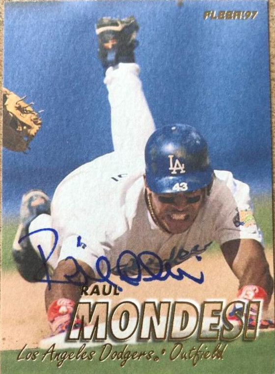 Raul Mondesi Autographed 1997 Fleer #367