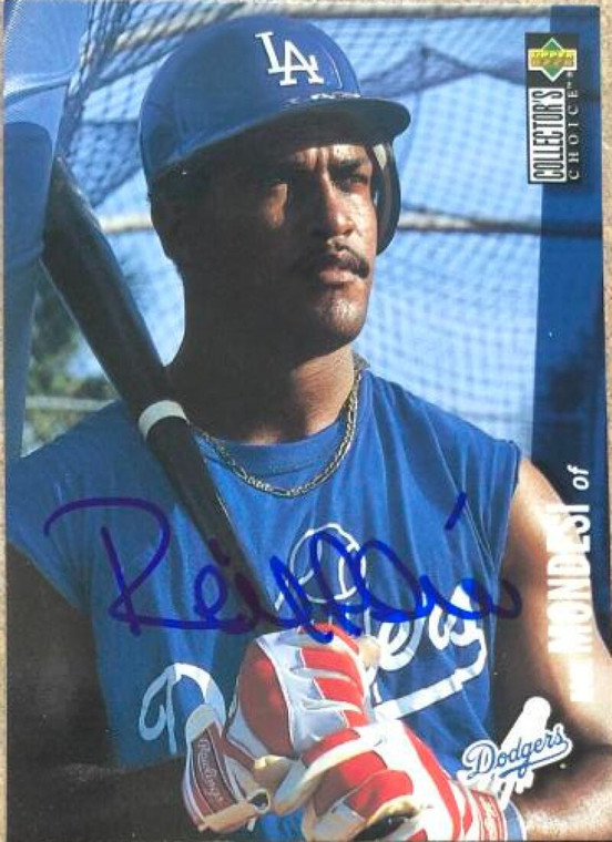 Raul Mondesi Autographed 1996 Collector's Choice #580