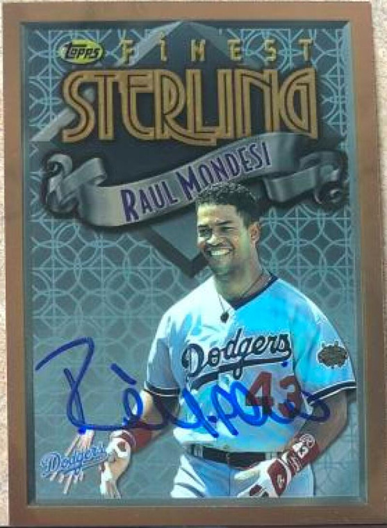 Raul Mondesi Autographed 1996 Topps Finest #199