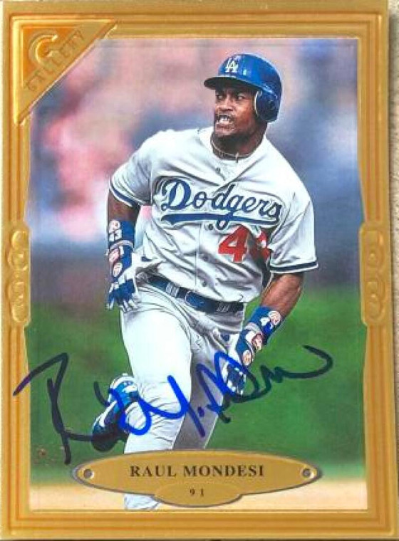 Raul Mondesi Autographed 1997 Topps Gallery #91