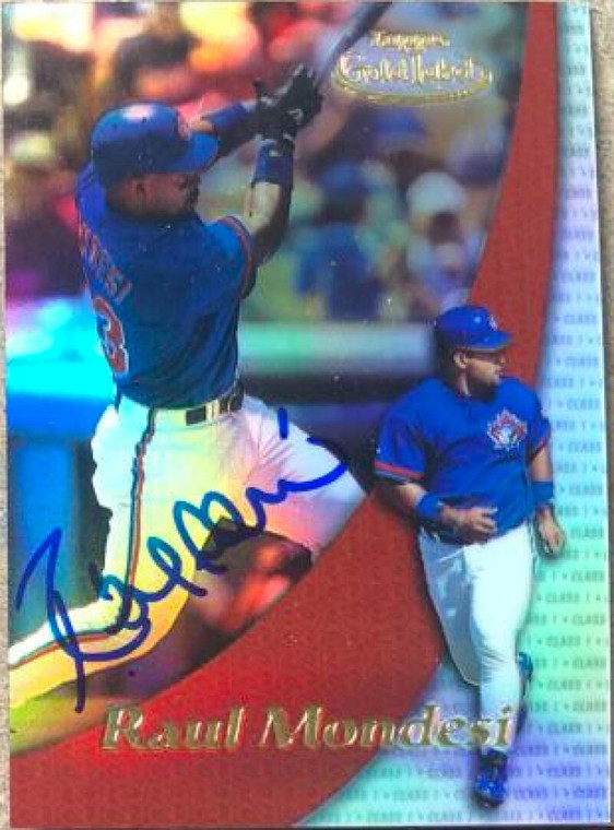 Raul Mondesi Autographed 2000 Topps Gold Label #65