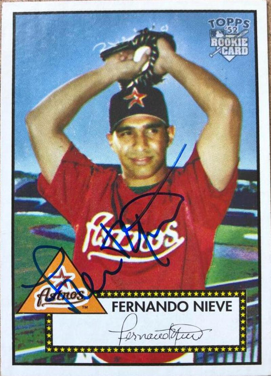 Fernando Nieve Autographed 2001 Topps Heritage #17
