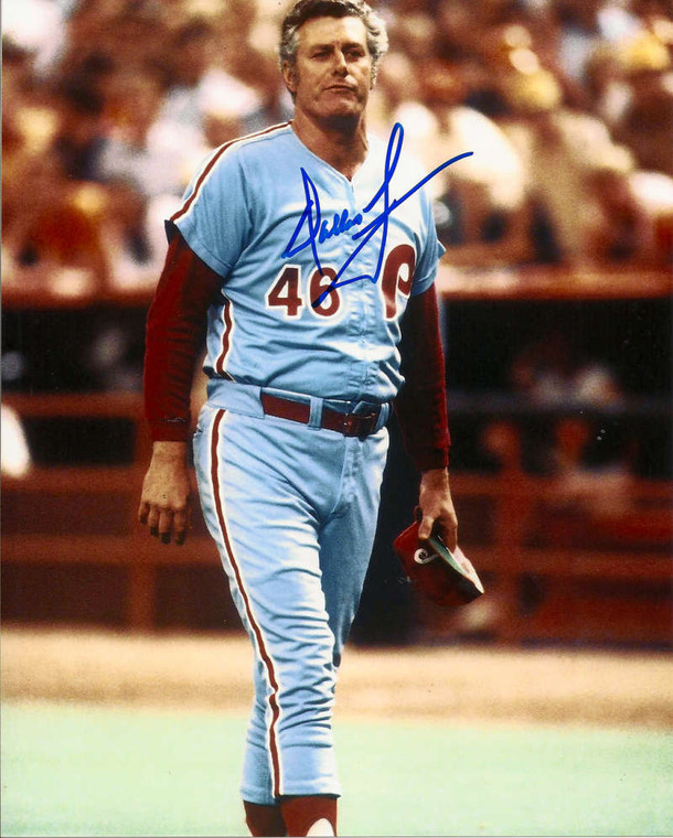 Dallas Green Autographed Phillies 8 x 10  Photo 2