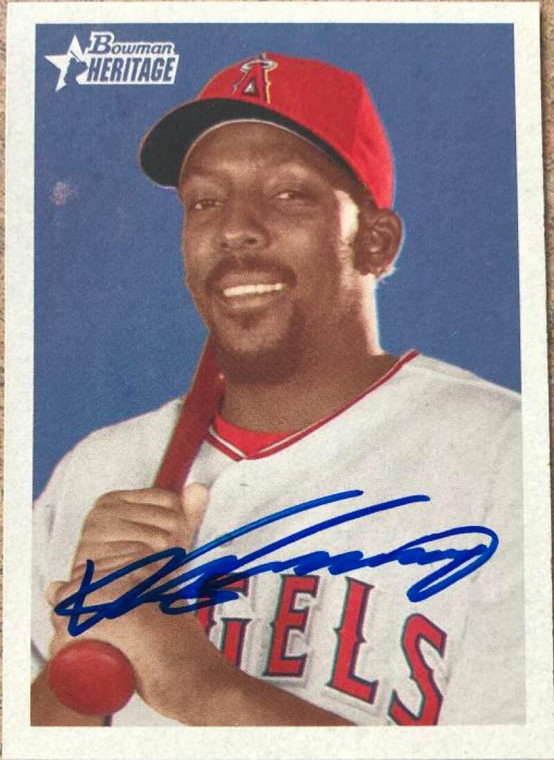 Vladimir Guerrero Autographed 2006 Bowman Heritage #75