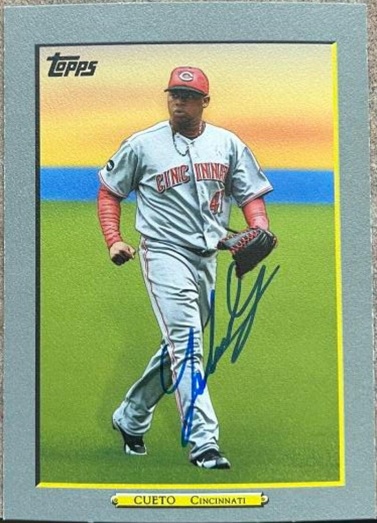 Johnny Cueto Autographed 2009 Topps Updates and Highlights Turkey Red #TR149
